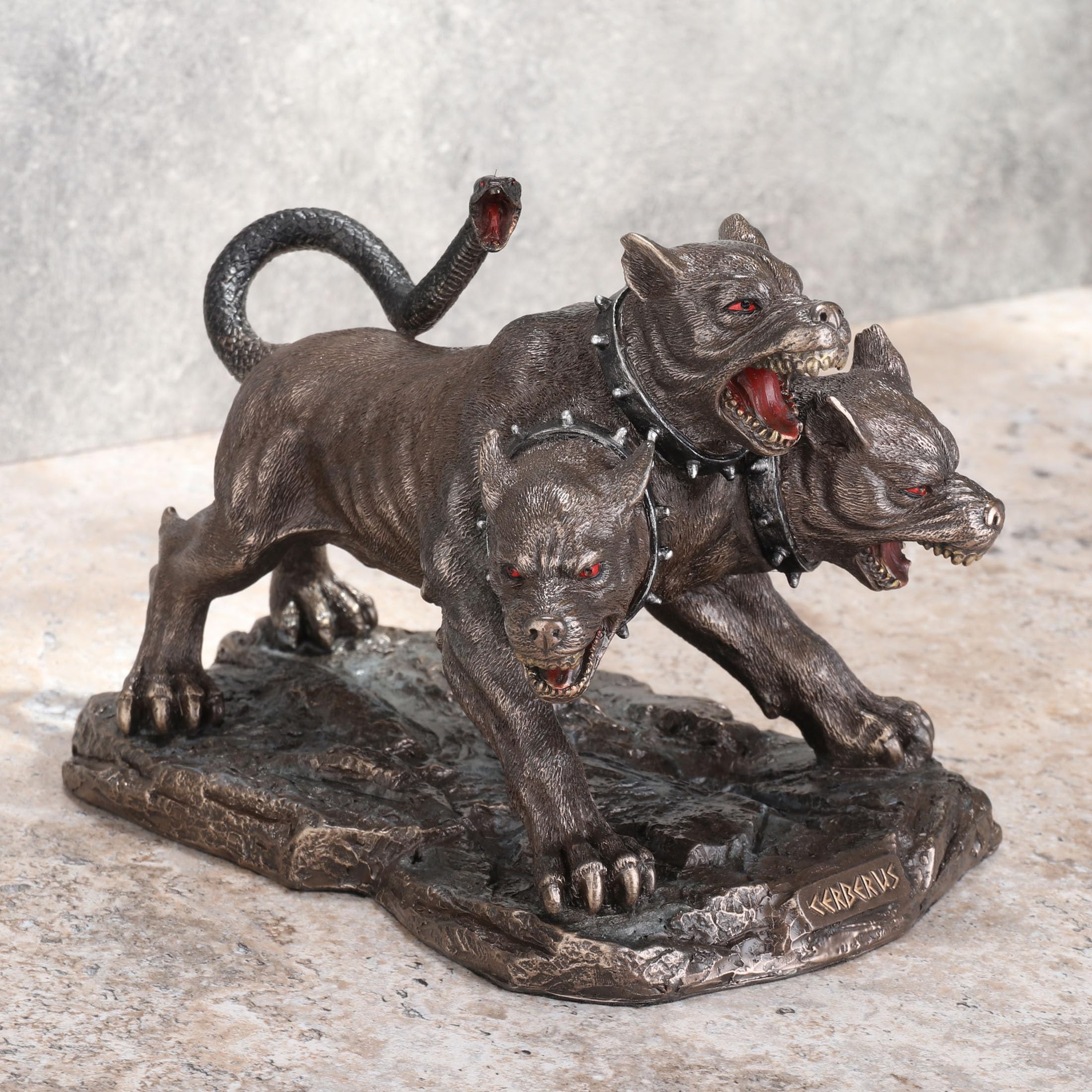 Amazon.co.jp: ヴェロネーゼデザイン 5 1/4インチ ケルベロス ハデスの